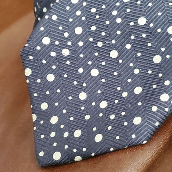 Fumagalli's | Spanish Silk Polka Dot Tie - Picture 2 of 4